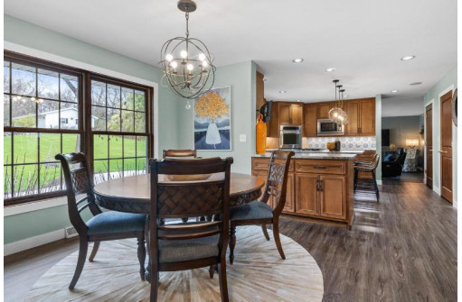 W1060 Valley View Road, Burlington, WI 53105