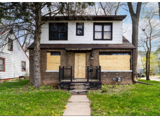 3916 North 30th Street Milwaukee, WI 53216