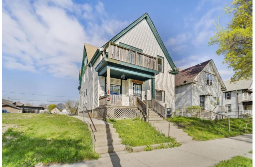 2917 North 19th Street 2719, Milwaukee, WI 53206-2116