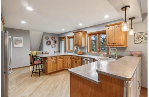 2905 Tensleep Terrace, Waukesha, WI 53188-4537