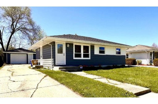 6342 58th Avenue, Kenosha, WI 53142-1200