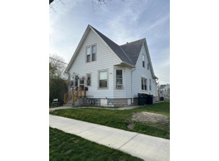 5848 West Washington Street 5850 West Allis, WI 53214