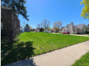 9825 West Lisbon Avenue, Milwaukee, WI 53222