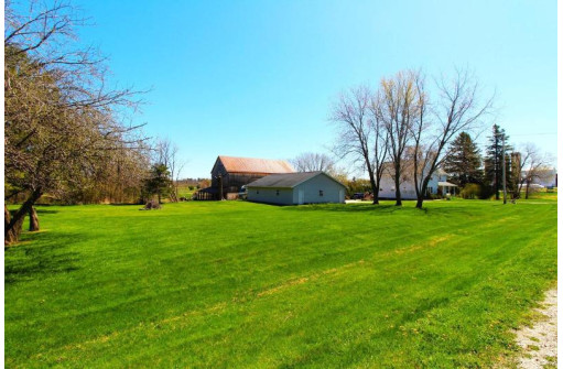 N7411 State Road 32, Sheboygan Falls, WI 53085