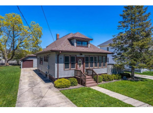 432 West 2nd Street Oconomowoc, WI 53066