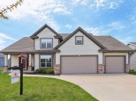 1404 Blazing Star Drive Oconomowoc, WI 53066-3552