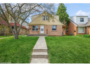 2915 North 54th Street Milwaukee, WI 53210-1632