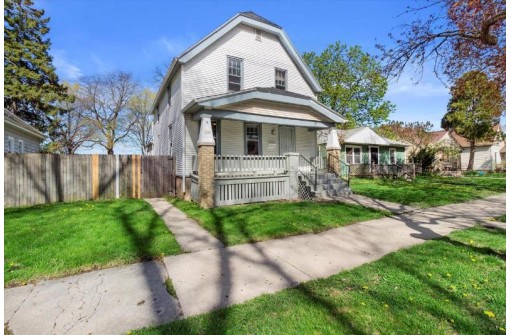 5339 North 39th Street, Milwaukee, WI 53209-4609