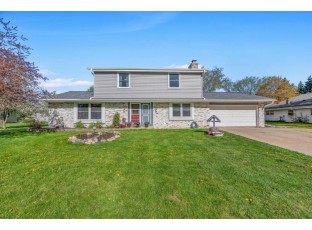 4939 Morning Glory Dr Drive West Bend, WI 53095