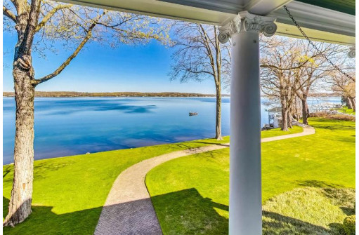 W3124 South Lakeshore Drive, Lake Geneva, WI 53147