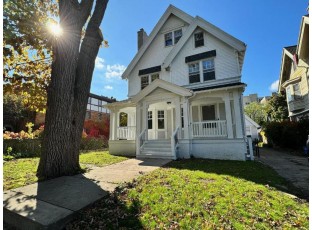 3225 North Hackett Avenue Milwaukee, WI 53211