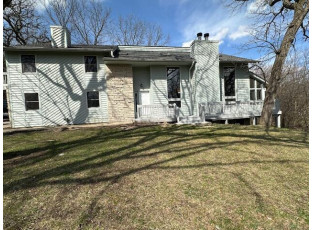 6433 Briarwood Drive Burlington, WI 53105-3459