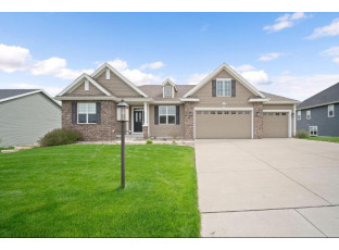 N61W21595 Masters Drive Menomonee Falls, WI 53051-4032