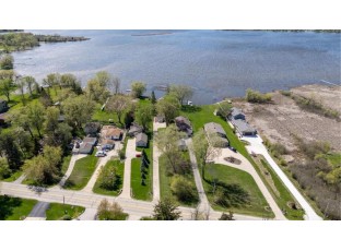 7652 East Wind Lake Road East Waterford, WI 53185