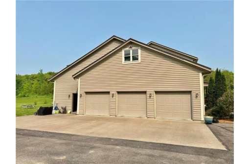 7642 West Folsom Street, Eau Claire, WI 54703