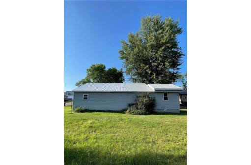 317 S 7th Street, Cornell, WI 54732