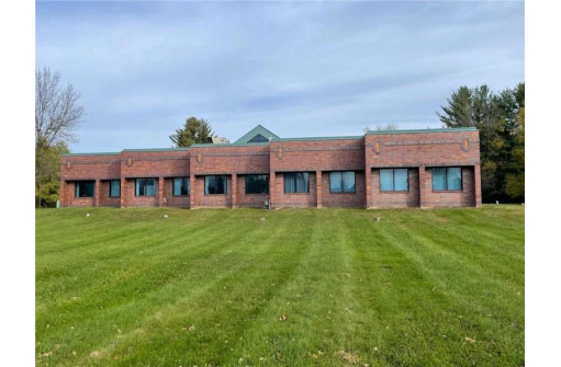 2110 Us Highway 12, Menomonie, WI 54751