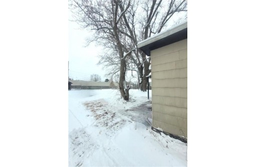 11 Hewett Street, Neillsville, WI 54456