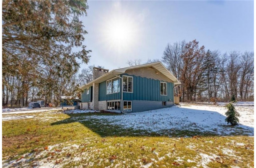 S10700 State Road 93, Eleva, WI 54738