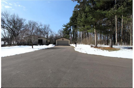 4255 East Spruce Road, Eleva, WI 54738