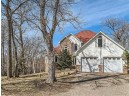 466 Carriage Lane, Hudson, WI 54016