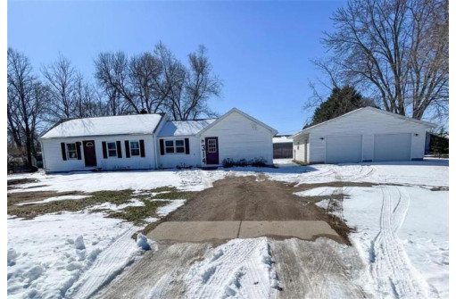 314 West Hawthorn Street, Strum, WI 54770