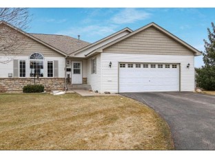 221 Bluff Drive Somerset, WI 54025