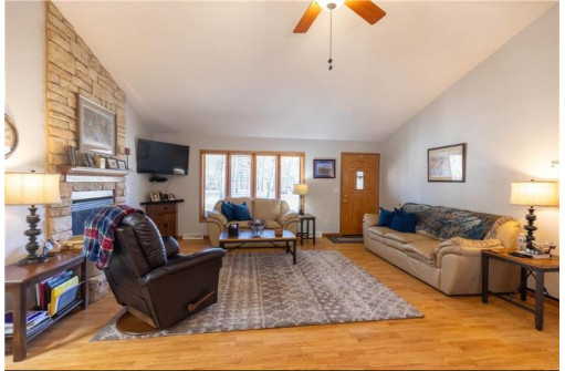 1185 Arrowhead Trail, Nekoosa, WI 54457