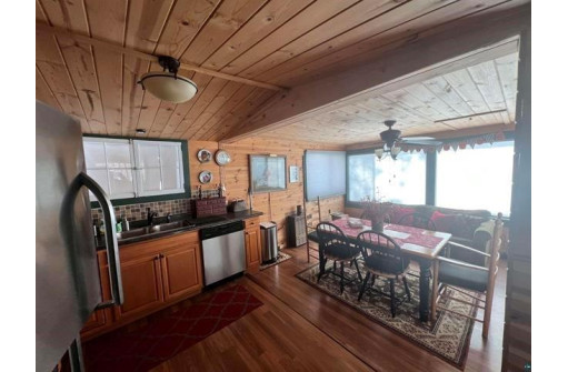 9525 South Buskey Bay Drive, Iron River, WI 54847