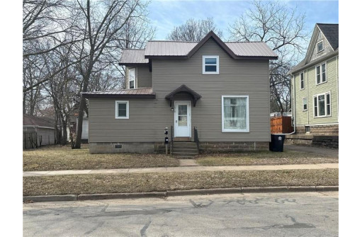 1329 State Street, Eau Claire, WI 54701