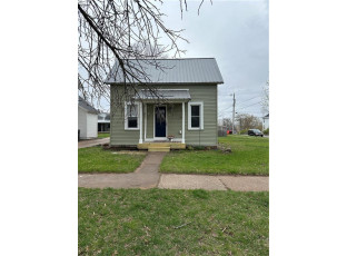 2407 4th Street Eau Claire, WI 54703