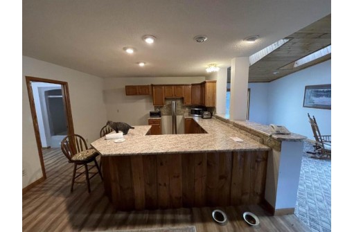 E3511 South Appletree Lane, Waupaca, WI 54981-8808