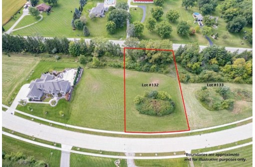 7215 North Tiburon Lane, Appleton, WI 54913