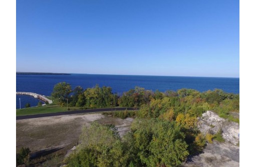 4882 Bay Shore Drive, Sturgeon Bay, WI 54235