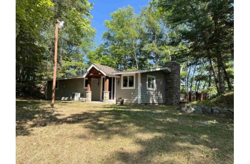 16594 North Maiden Lake Road, Mountain, WI 54149