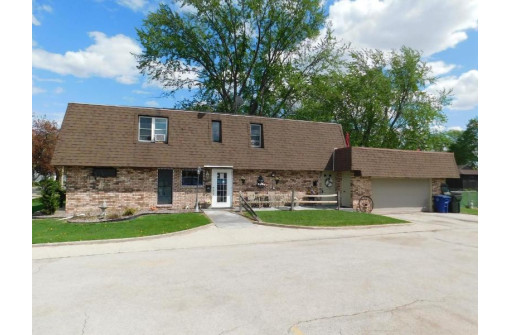 747 Reid Street, De Pere, WI 54115-1388