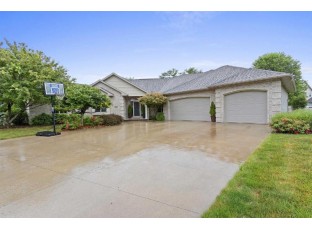 3537 Sweetwood Court Appleton, WI 54913-7966
