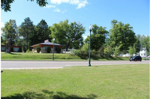 South Lake Avenue, Crandon, WI 54520