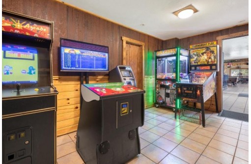 W13440 Jungle Jims Lane, Silver Cliff, WI 54104