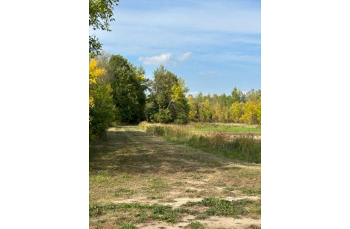 Krueger Road, Black Creek, WI 54106