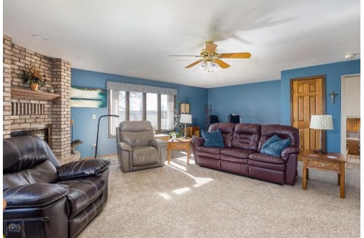 W2149 Evergreen Drive, Kaukauna, WI 54130