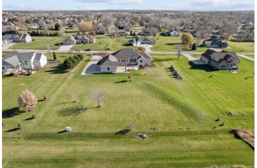 5925 Valentine Drive, Winneconne, WI 54986