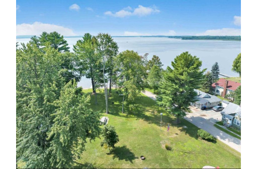 W5873 Sunset Circle, Shawano, WI 54166