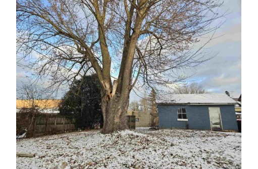 117 East 1st Street, Gillett, WI 54124