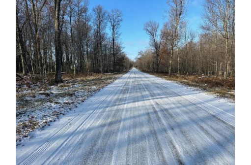 Jankowski Road, Crivitz, WI 54104