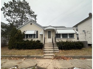 1308 15th Avenue Menominee, MI 49858