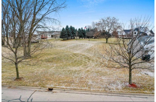 Pinecrest Road, Howard, WI 54313