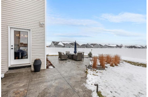 N1170 Bonnaventure Terrace, Greenville, WI 54942-2305