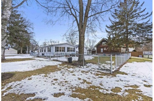 715 Oak Street, Shawano, WI 54166