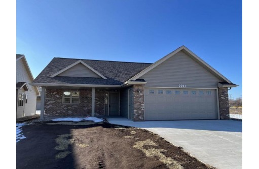 2351 East Plank Circle 1, Appleton, WI 54915-7307